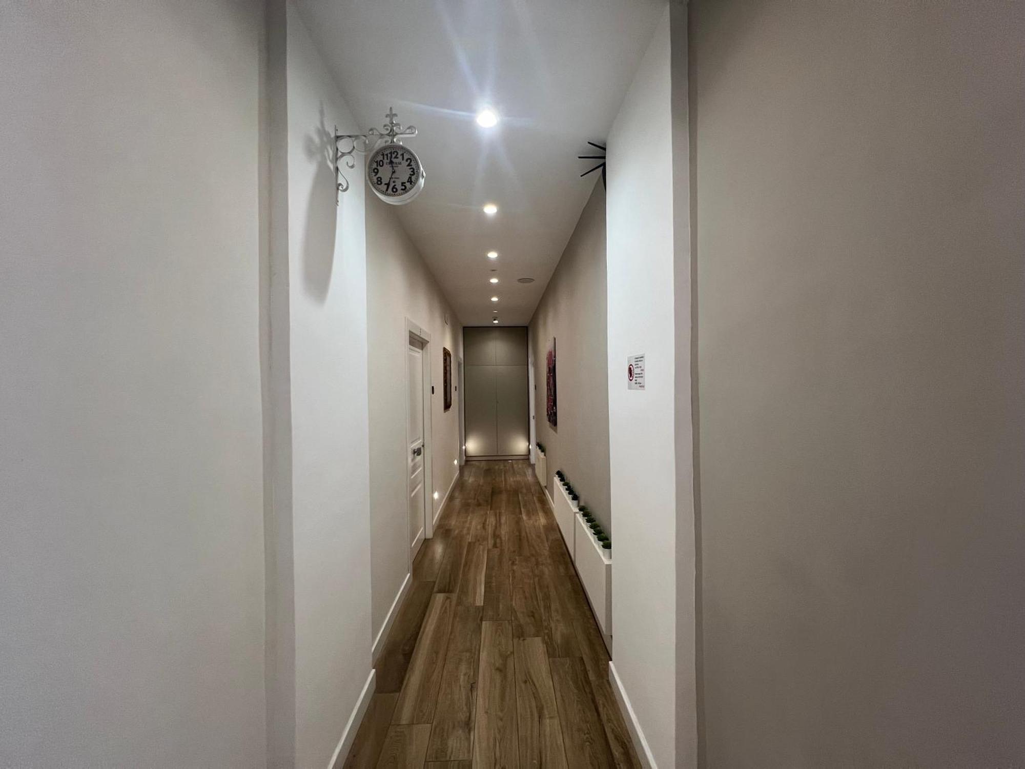 Rooms Garibaldi ナポリ エクステリア 写真