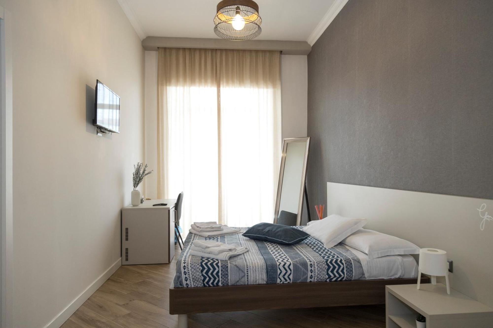 Rooms Garibaldi ナポリ エクステリア 写真